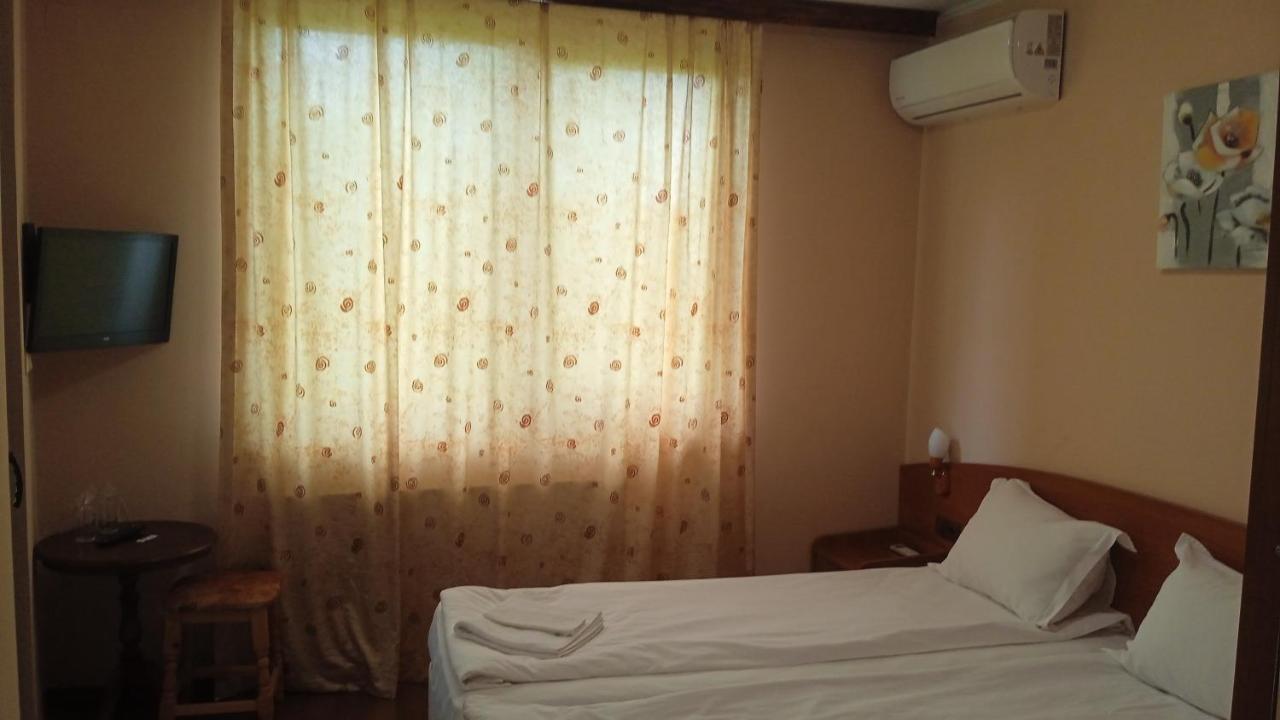 Hotel семеен национал